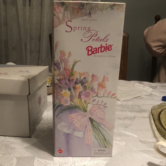 Avon exclusive special edition Spring Petals Barbie-Second in Series - Picture 2 of 5